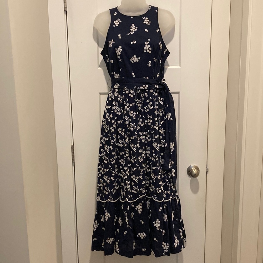 Floral Embroidered Sleeveless Midi Dress,👗,size-2, White/Navy,Lined,💯 % cotton